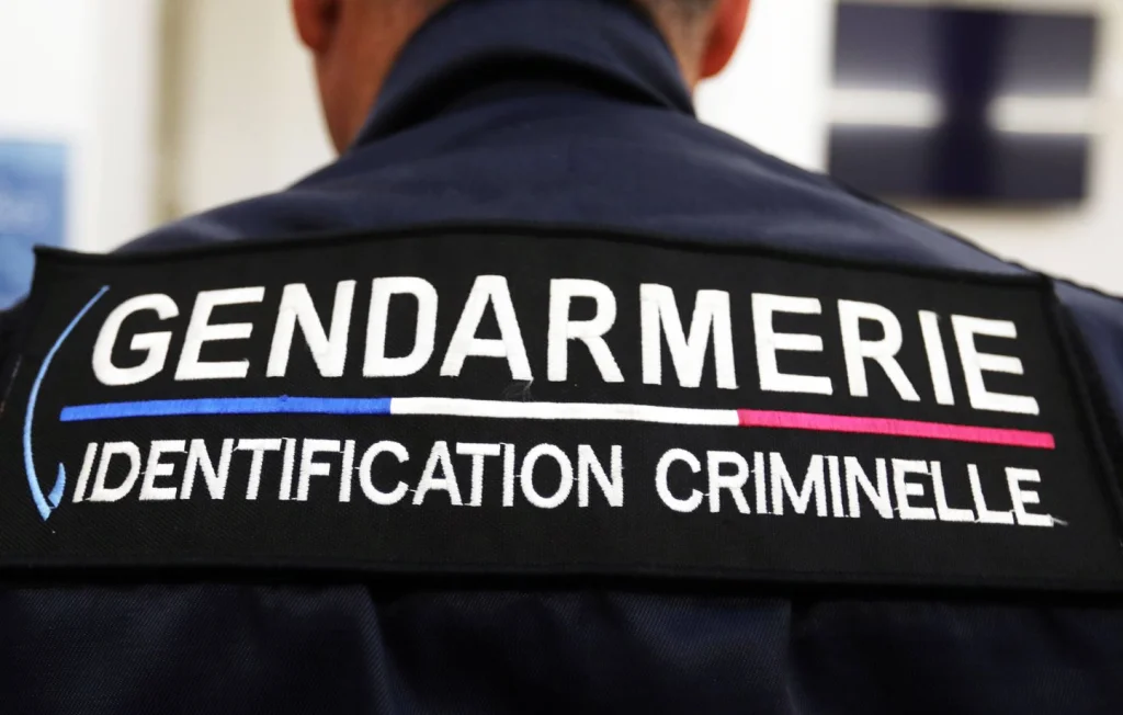 La réalité du policier scientifique, loin des clichés télévisés