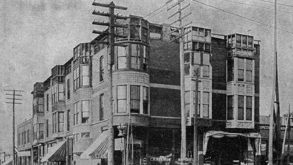 Que devient le château des meurtres d'H.H. Holmes à Chicago ?