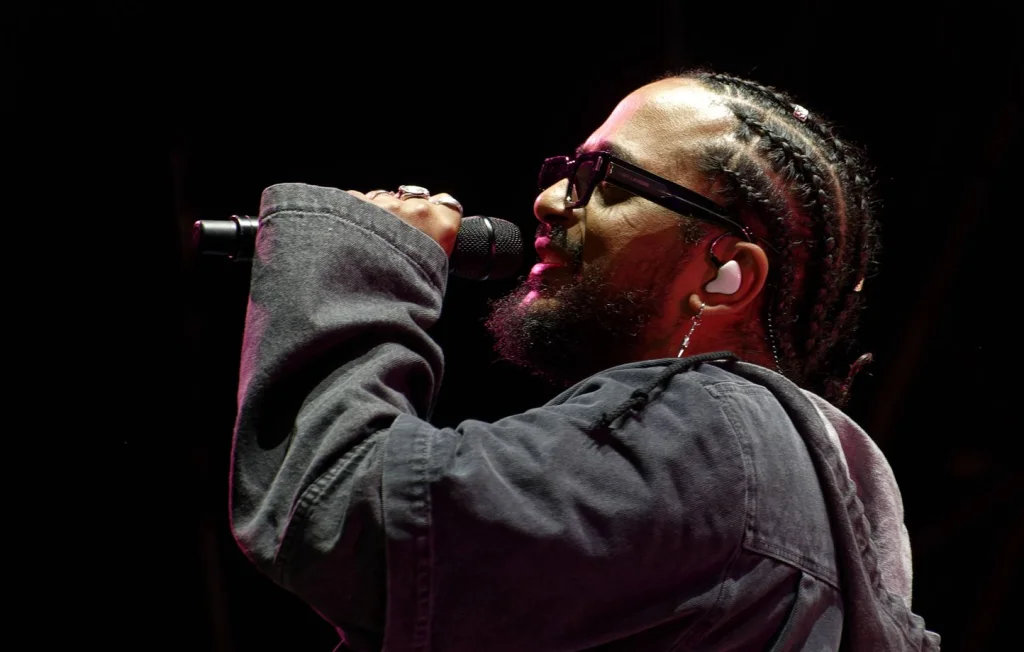 Slimane entendu par la police pour agression sexuelle