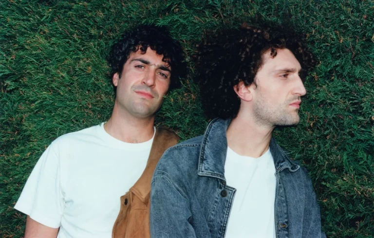 Terrenoire dévoile &lsquo;protégé.e&rsquo;, un album audacieux et engagé