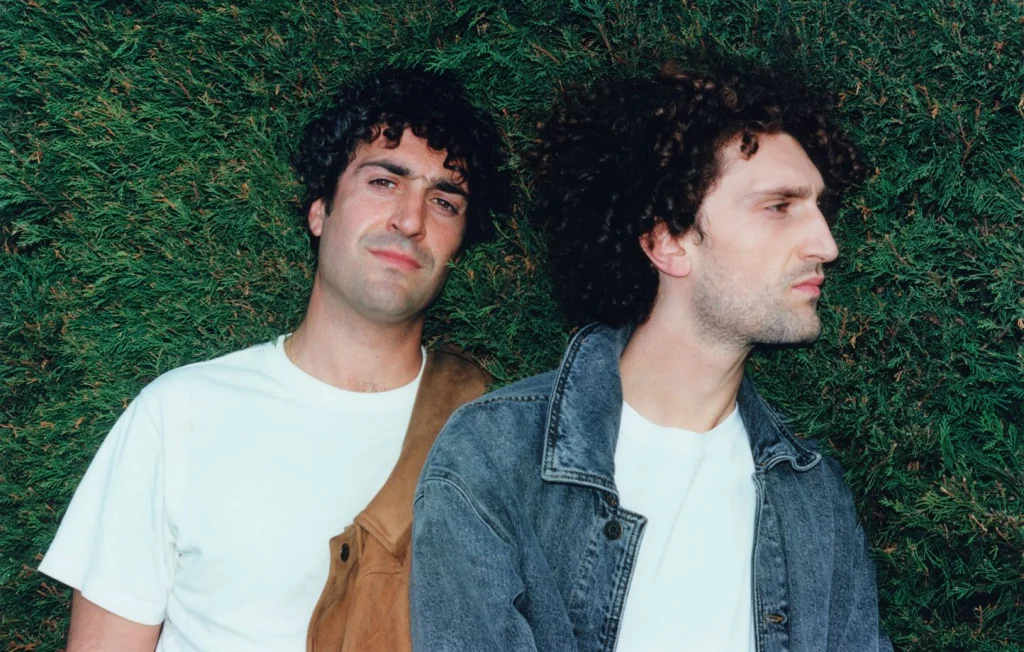 Terrenoire dévoile 'protégé.e', un album audacieux et engagé