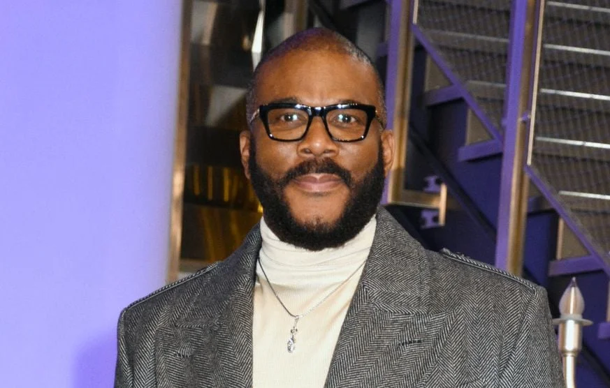 Tyler Perry dénonce les abus des assureurs en Californie