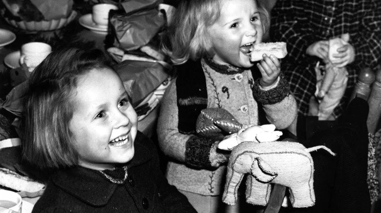 Enfants célébrant Noël