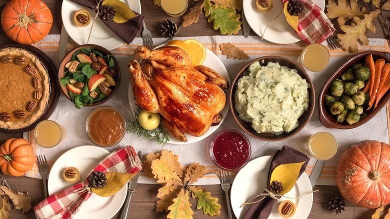 Assiettes typiques de Thanksgiving