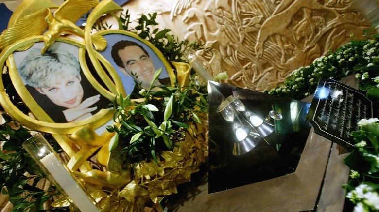 Un mémorial dédié à Dodi Fayed et à Lady Diana