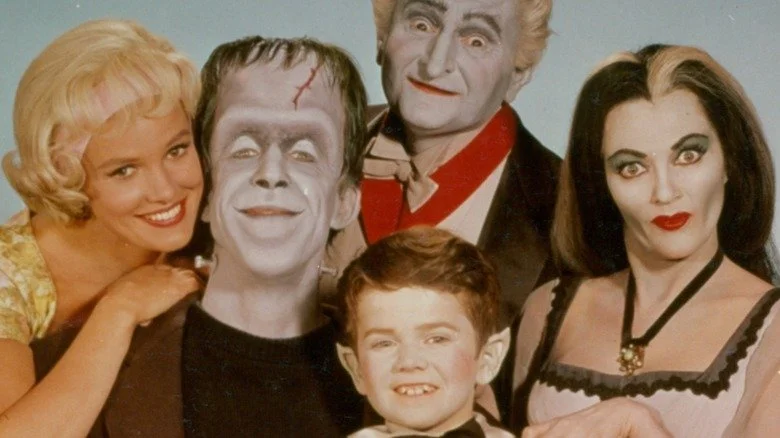 Photo des acteurs de Les Munsters
