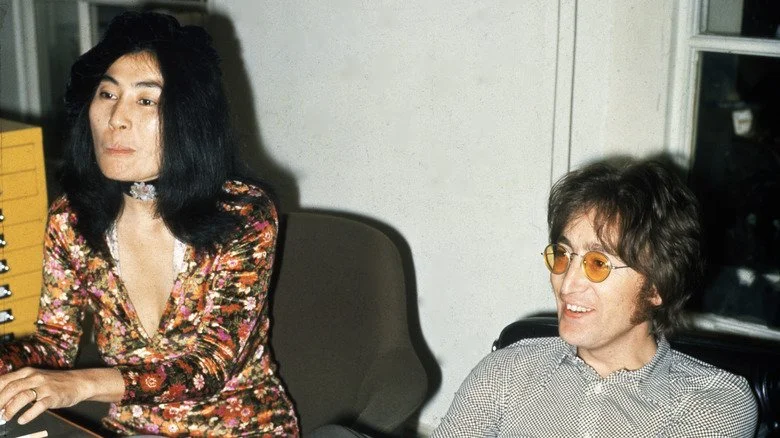 Ono et Lennon lors d'une interview en 1971