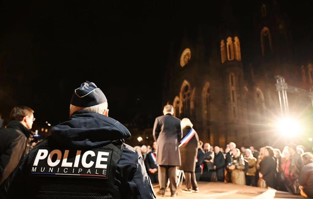 Interpellations lors d'un hommage à la victime de Mulhouse