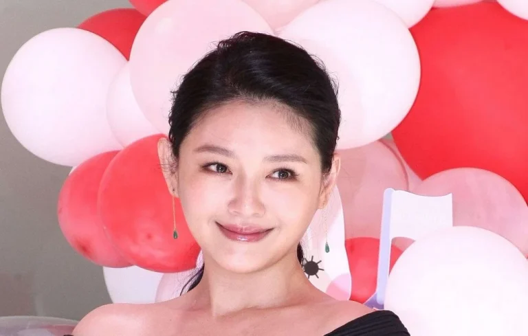 L&rsquo;actrice taïwanaise Barbie Hsu décède à 48 ans d&rsquo;une pneumonie
