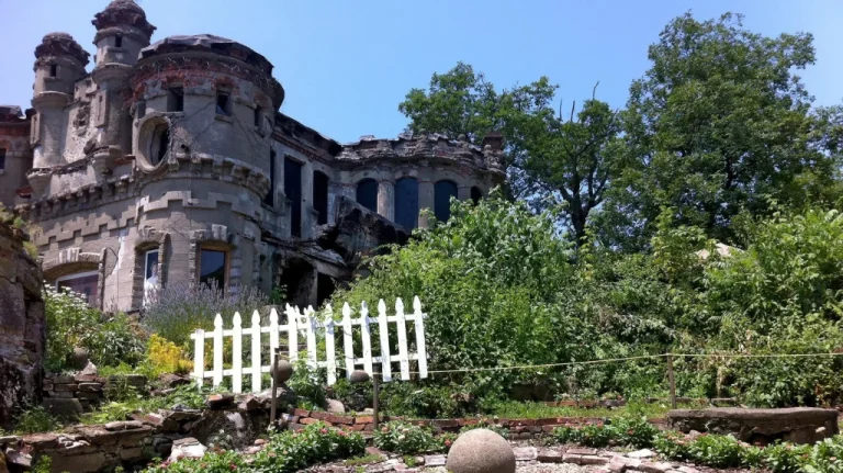 L&rsquo;étrange histoire du château abandonné de New York