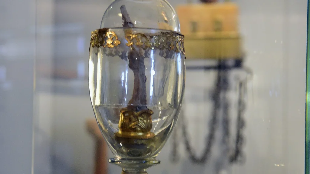 Les Restes de Galilée Exposés au Musée de Florence