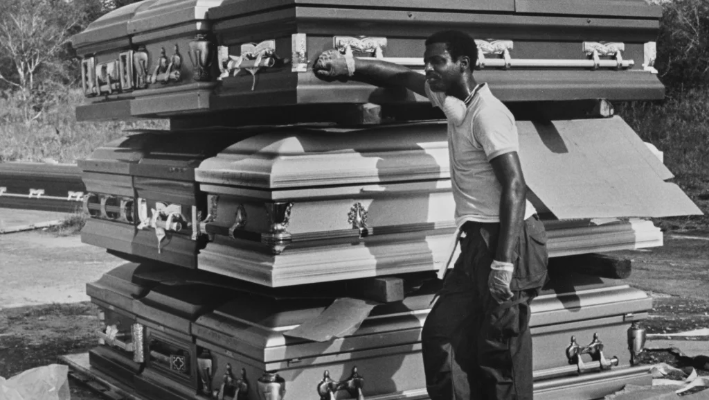 Les découvertes troublantes du massacre de Jonestown