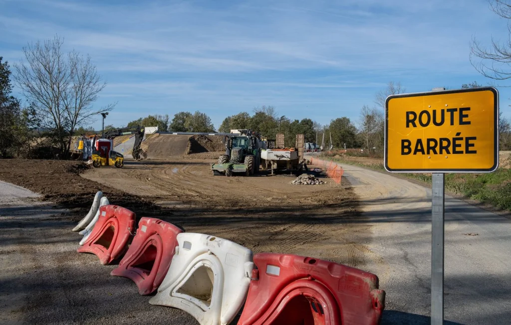 Projets d'infrastructures abandonnés en France : A69 et autres