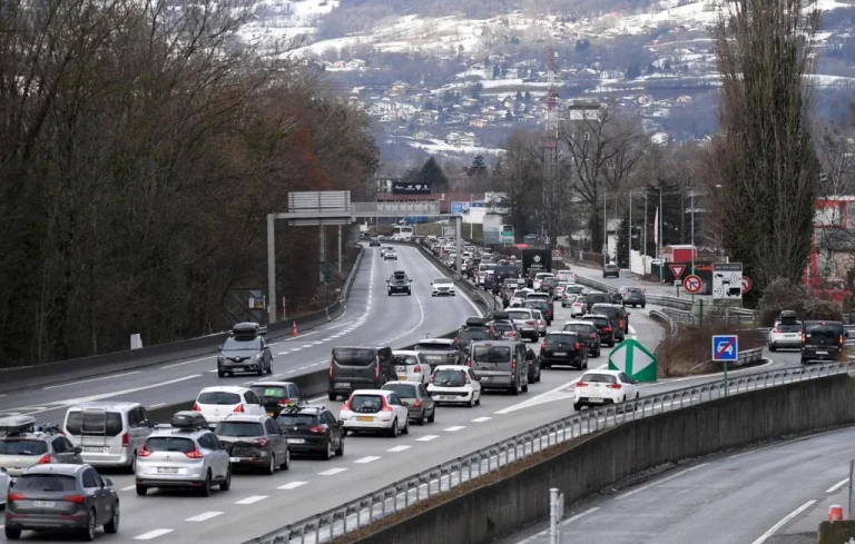Réouverture de la RN90 : un souffle pour les stations de ski