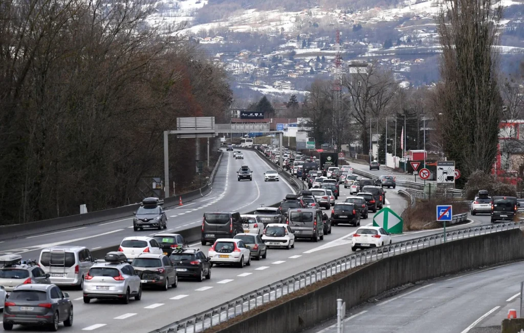 Réouverture de la RN90 : un souffle pour les stations de ski