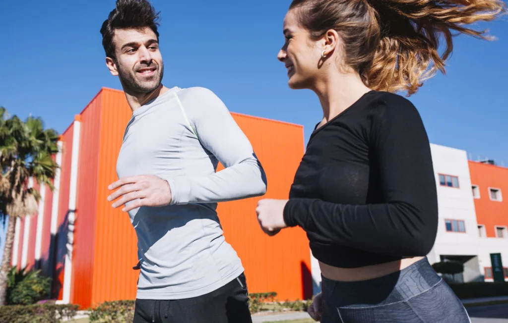 Strava : L'appli qui transforme le sport en rencontre amoureuse ?