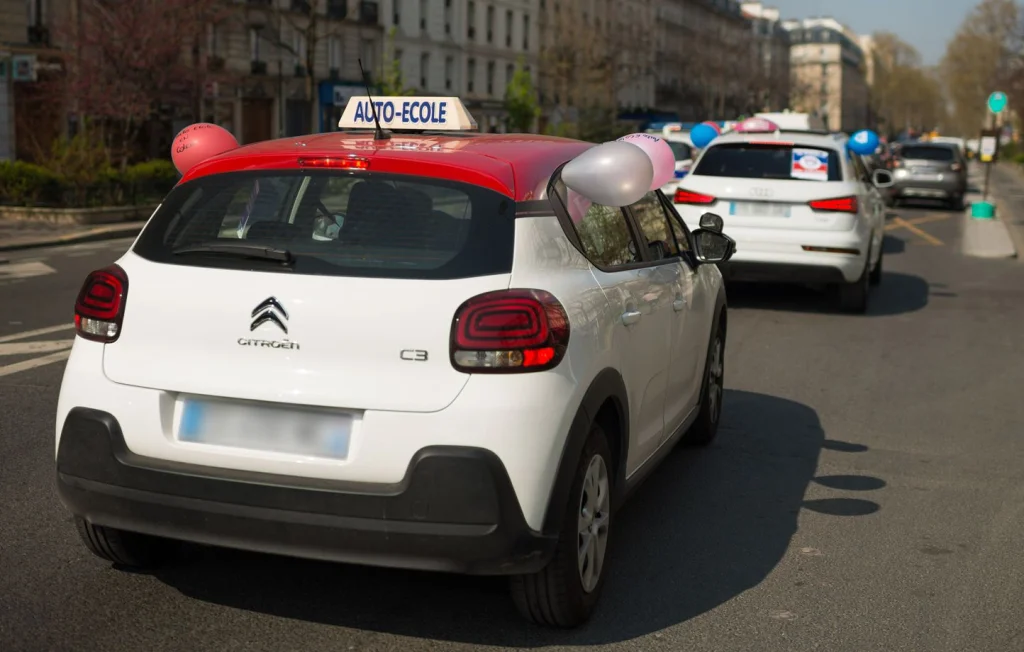 Un jeune conducteur perd son permis quelques secondes après l'avoir obtenu