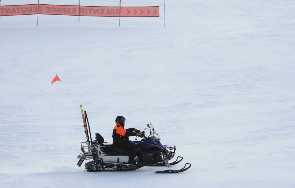 Un skieur meurt après une chute mortelle en hors-piste