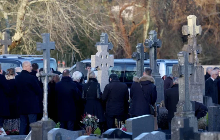 Vandalisme de la tombe de Jean-Marie Le Pen à La Trinité-sur-Mer