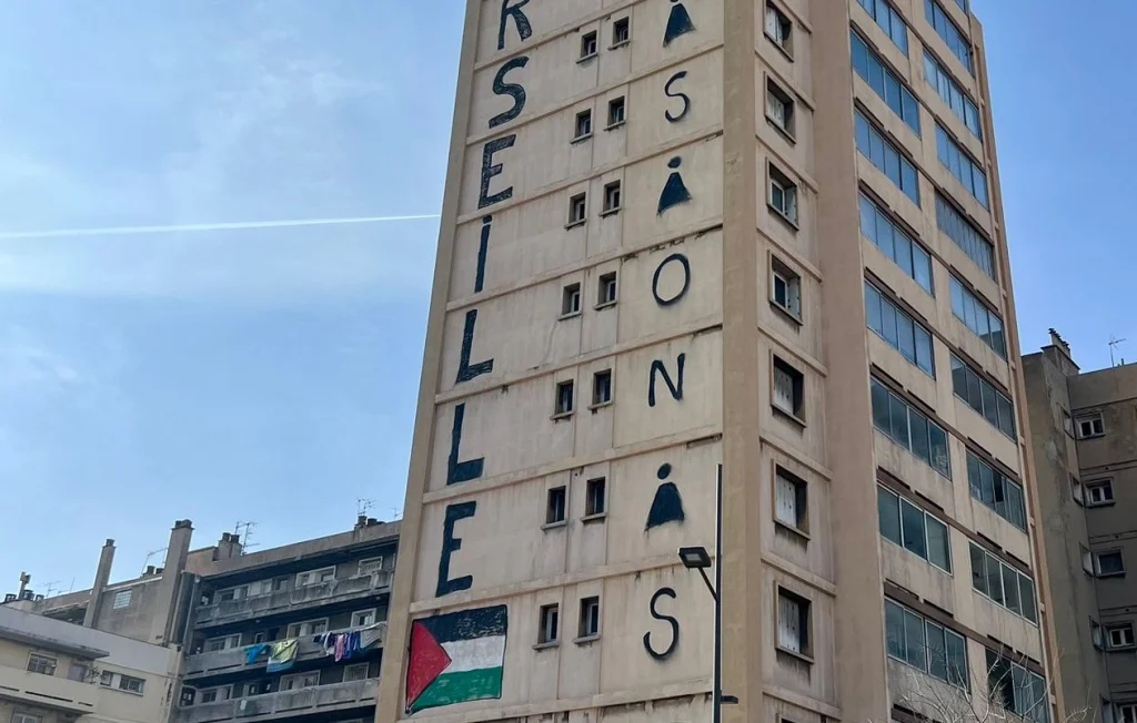 Vives réactions à Marseille après le tag « Marseille antisioniste »