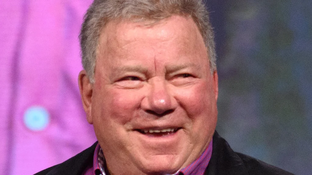 William Shatner, 90 ans, s'envole pour l'espace avec Blue Origin