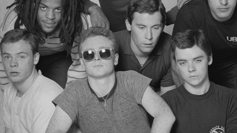 Portrait noir et blanc d'UB40 dans les années 1980