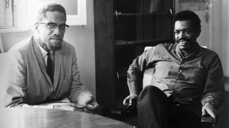 Malcolm X avec Abdulrahman Mohamed Babu