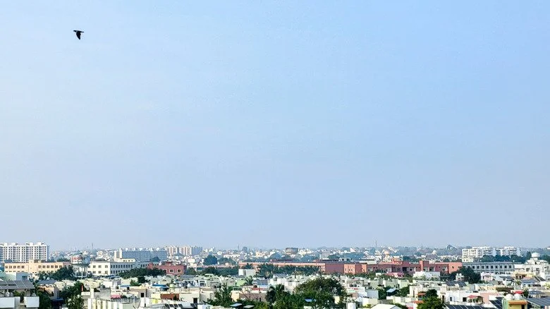 Un corbeau volant au-dessus de Bhopal