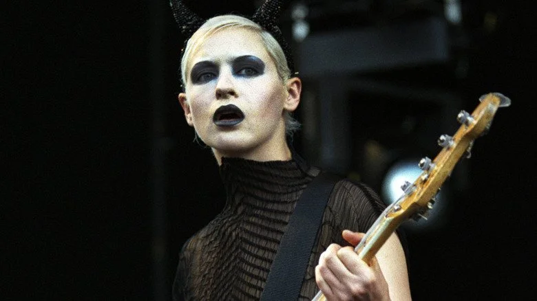 D'Arcy Wretzky en performance avec Smashing Pumpkins