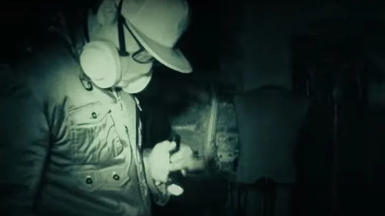 Zak Bagans avec un respirateur