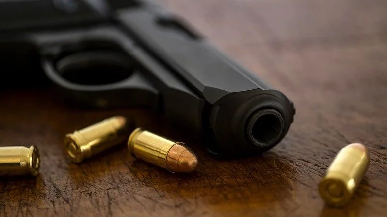 revolver avec balles