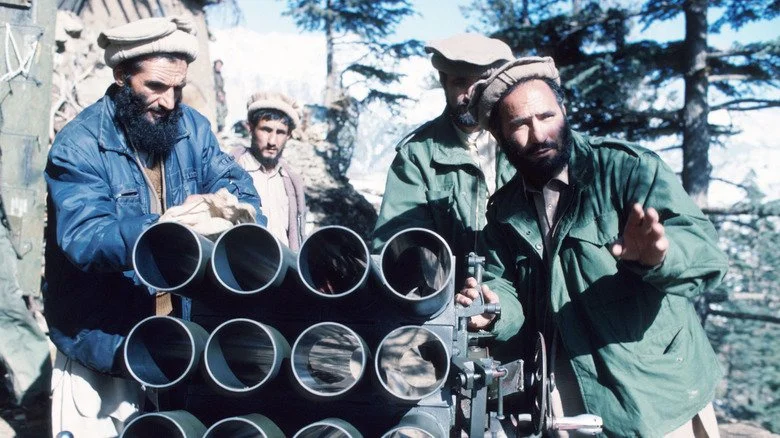 Mujahideen avec des armes