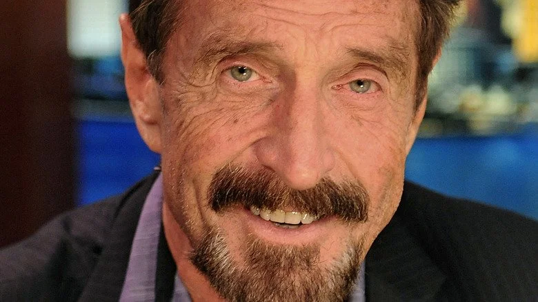 Gros plan de John McAfee