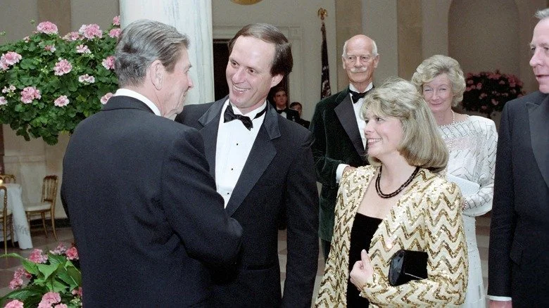 Robert Ballard avec Ronald Reagan et Marjorie Ballard à la Maison Blanche
