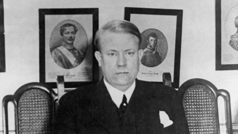 Vidkun Quisling au bureau