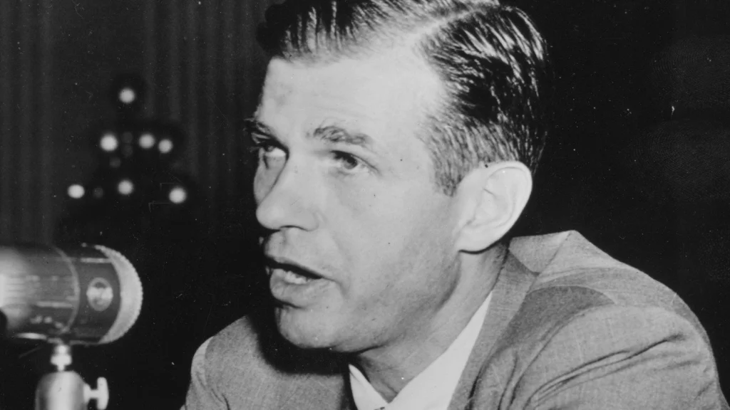 Alger Hiss : de héros à traître, une histoire d'espionnage