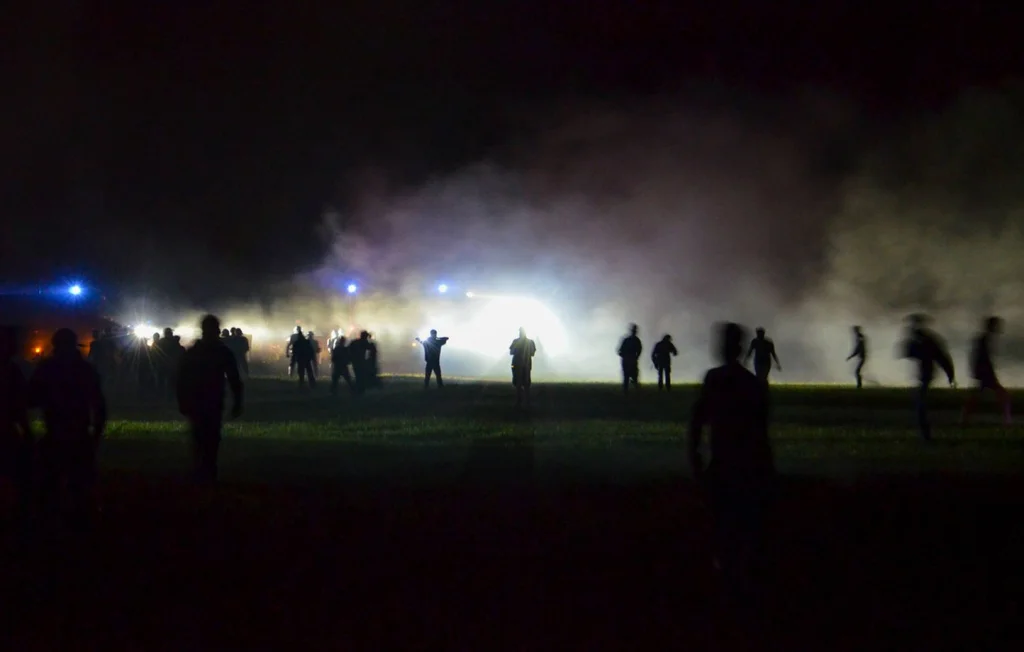 Cinq policiers blessés lors d'une rave-party à Feyzin