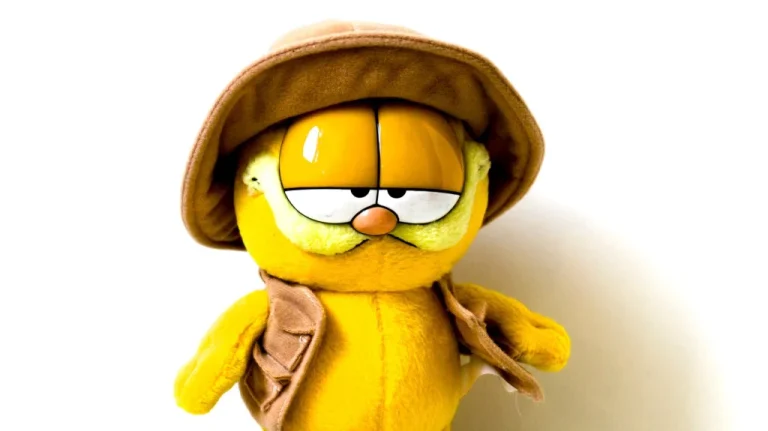 Des téléphones Garfield échouent sur les plages de Bretagne