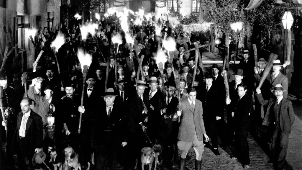 Exemples Historiques Terrifiants de Psychose Collective