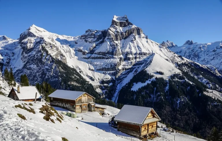 Expulsion d&rsquo;étudiants néerlandais en vacances dans les Hautes-Alpes