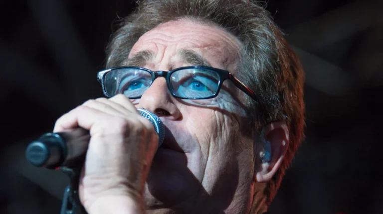 Huey Lewis : Son plus grand regret musical révélé