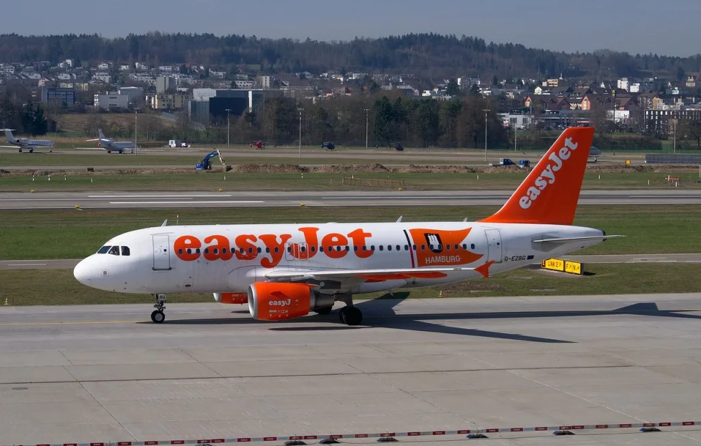 Incident avion EasyJet : le pilote suspendu après un frôlement