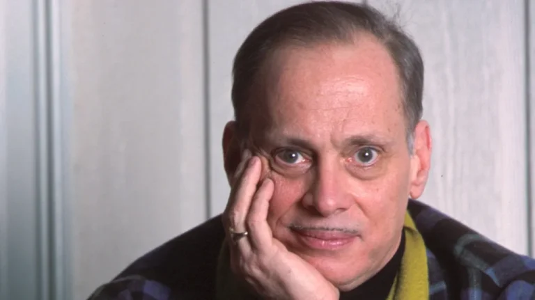 La Véritable Histoire de John Waters : Un Icône Pop