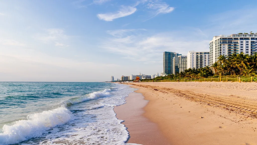 La loi bizarre interdisant aux artistes de fraterniser à Miami