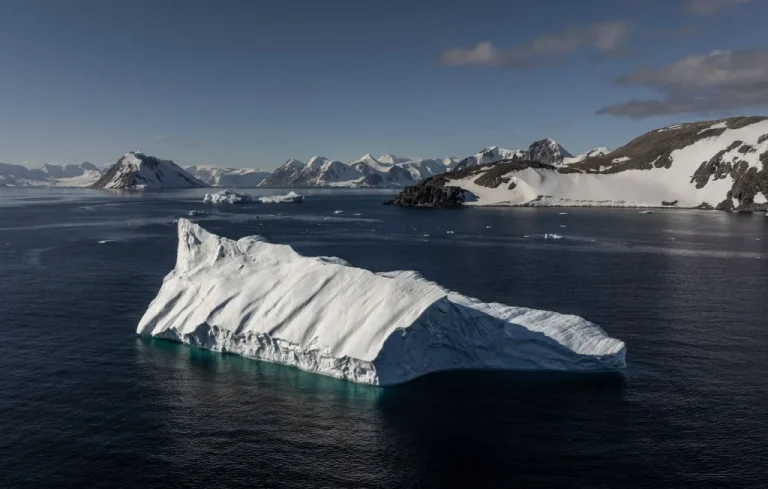 Les glaciers en péril : un cri d&rsquo;alarme de l&rsquo;ONU en 2024