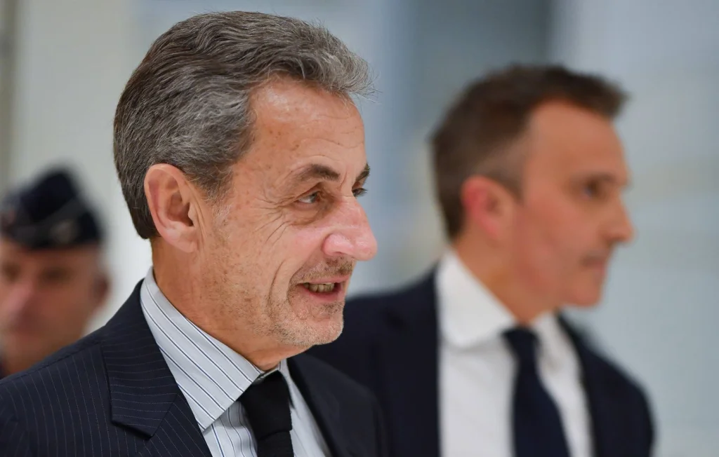 Sarkozy et la Légion d'honneur : un débat juridique crucial
