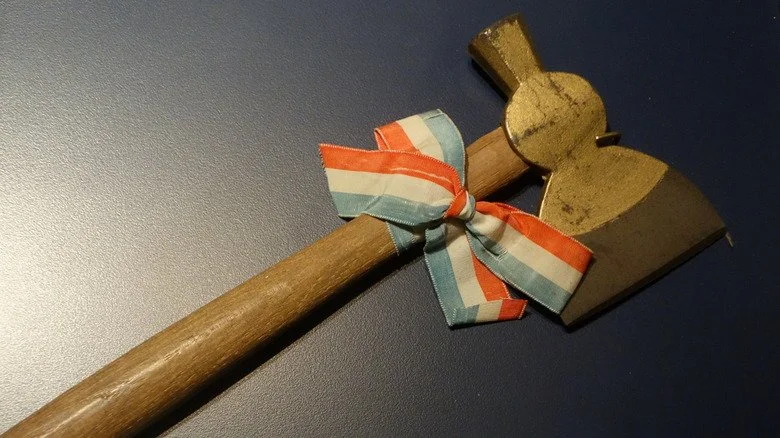 Hache symbolique de Carrie Nation