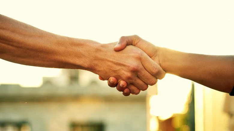 photo de poignée de main