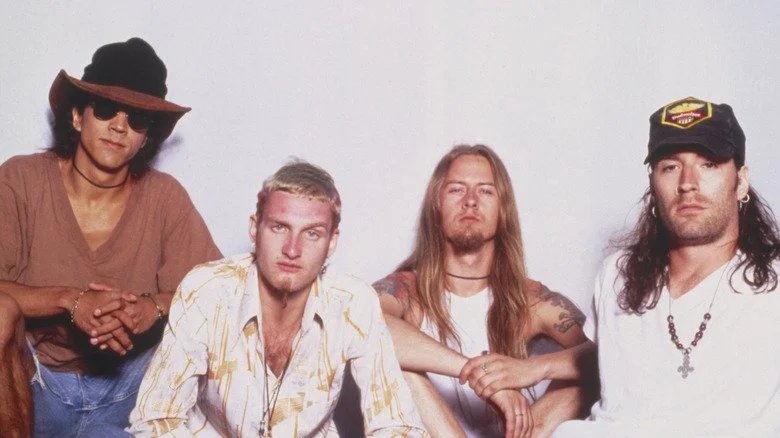 Alice in Chains avec un regard intense dans les années 90