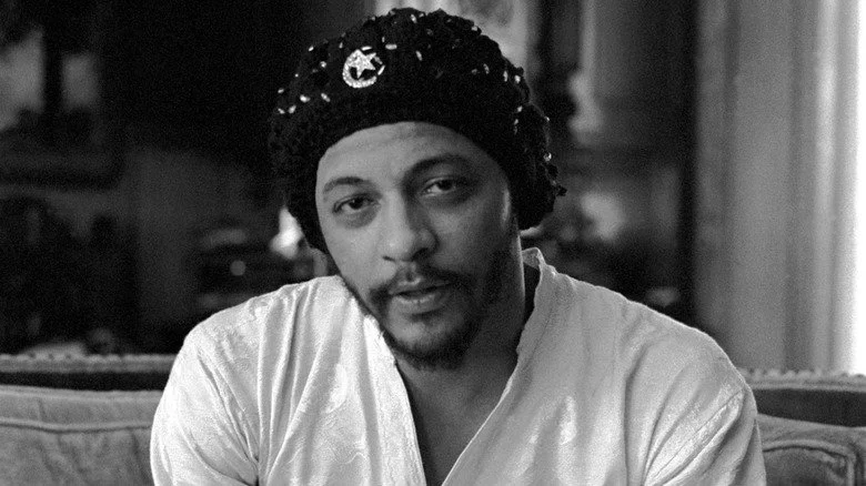 Arthur Lee looking serious